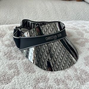 Metallic visor